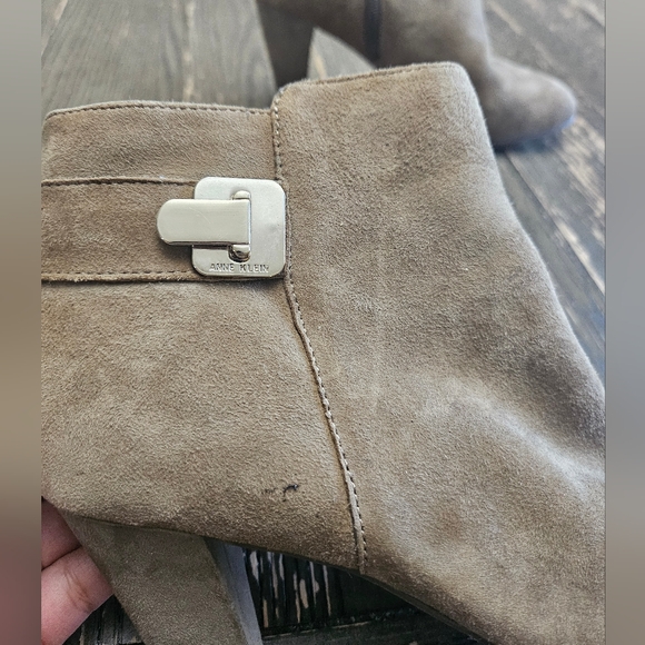 Anne Klein Brown Side Zip Boot Heel Size 7 Booties Shoe Leather Upper - Picture 10 of 13